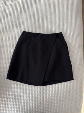 Abercrombie & Fitch Black Wrap-Front Skort